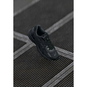 AVbNX Y Xj[J[ V[Y JOG 100S UNISEX - Trainers - black