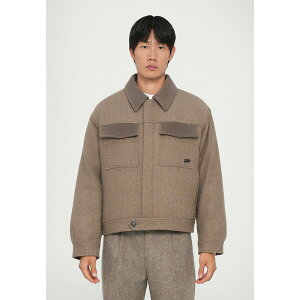 tBOs[X Y WPbgu] AE^[ BOX JACKET VARSITY - Light jacket - atmosphere