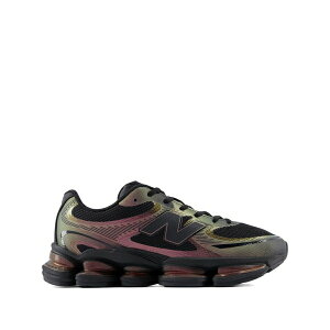 �j���[�o�����X �����Y �X�j�[�J�[ �V���[�Y Abzorb 2000 pods sneakers Black