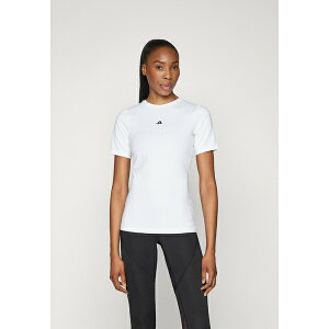 AfB_X fB[X tBbglX X|[c TECHFIT - Sports T-shirt - white