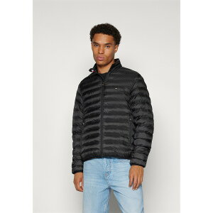 g~[ qtBK[ Y T_ V[Y PACKABLE - Light jacket - black