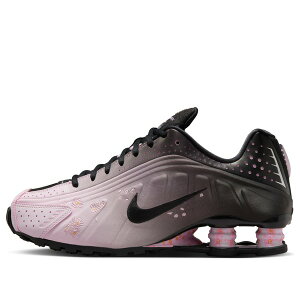 Nike �i�C�L ���f�B�[�X �X�j�[�J�[ �y(WMNS) Nike Shox R4 'Sakura' IB8872-600�z �T�C�Y US_W_11.5
