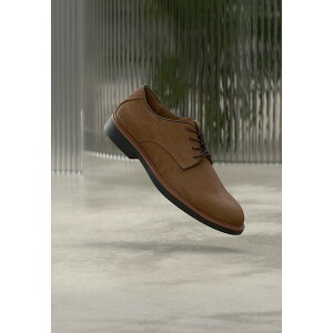 �s�A ���� �����Y �h���X�V���[�Y �V���[�Y Lace-ups - cognac