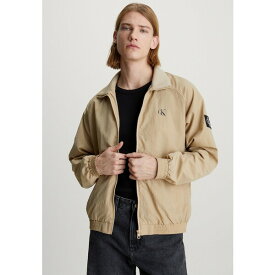 カルバンクライン メンズ ジャケット＆ブルゾン アウター UNPADDED HARRINGTON - Summer jacket - travertine