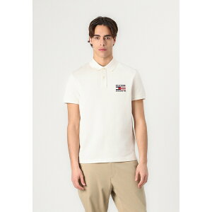g~[ qtBK[ Y T_ V[Y FLAG - Polo shirt - ivory petal