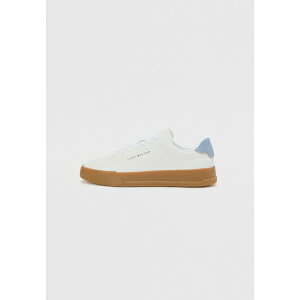 g~[ qtBK[ Y T_ V[Y TH COURT - Trainers - white/briskblue