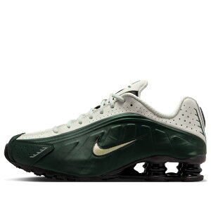 Nike �i�C�L �����Y �X�j�[�J�[ �yNike Shox R4 'Black Spruce Olive Aura' HQ1988-300�z �T�C�Y US_7(25.0cm)