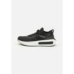 アンダーアーマー レディース フィットネス スポーツ PHANTOM 4 - Road running shoes - black