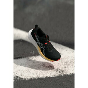 AVbNX Y jO X|[c GEL PULSE 16 - Road running shoes - black/white