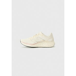 j[oX fB[X ejX X|[c FRESH FOAM 680 - Road running shoes - off white
