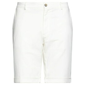 【送料無料】 トラサルディ メンズ カジュアルパンツ ボトムス Shorts & Bermuda Shorts Off white