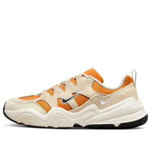 Nike ナイキ メンズ スニーカー 【Nike Tech Hera 'Cream Beige Orange' FJ9532-800】 サイズ US_9.5(27.5cm)