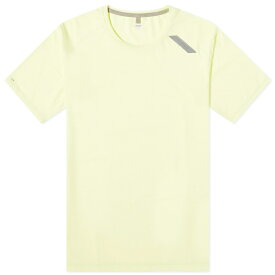 ソア メンズ Tシャツ トップス Soar Tech T-Shirt Yellow