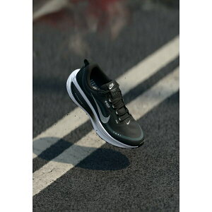 �i�C�L �����Y �t�B�b�g�l�X �X�|�[�c VOMERO 18 GTX - Road running shoes - black/metallic silver-coloured/anthracite/white