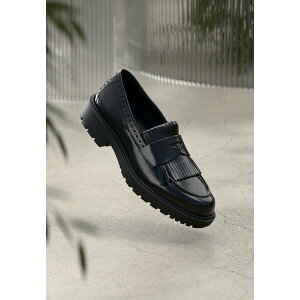 GR[ fB[X T_ V[Y METROPOLE OSLO LOAFER - Slip-ons - sea tangle