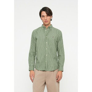 g~[ qtBK[ Y Vc gbvX Shirt - mountain pine