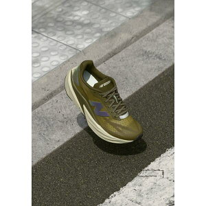j[oX fB[X tBbglX X|[c FUELCELL REBEL V5 - Road running shoes - woodland