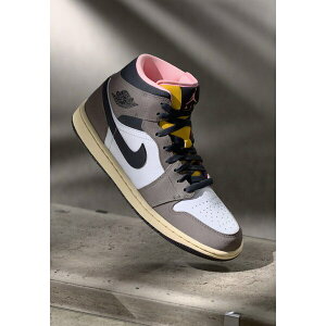W[_ Y Xj[J[ V[Y AIR JORDAN 1 MID SE - High-top trainers - white/oil grey/cave stone/dark sulfur-arctic punch/muslin