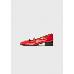 �u�����R ���f�B�[�X �T���_�� �V���[�Y BIAESTHER - Ballet pumps - red