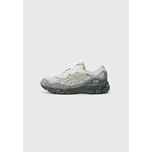 �A�V�b�N�X �����Y �X�j�[�J�[ �V���[�Y GEL NYC UNISEX - Trainers - cloud grey/career grey