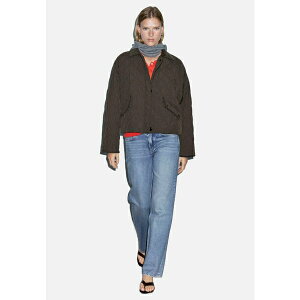 }bV hDbeB fB[X WPbgu] AE^[ LIGHTWEIGHT WITH DETAIL - Light jacket - khaki