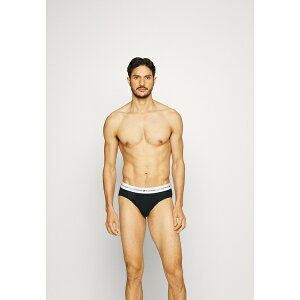 g~[ qtBK[ Y T_ V[Y BRIEF 5 PACK - Briefs - black