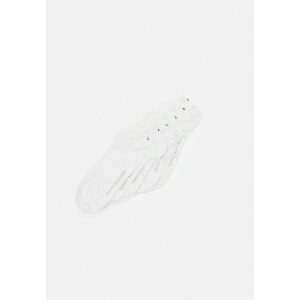 g~[ qtBK[ Y T_ V[Y 6 PACK - Socks - white