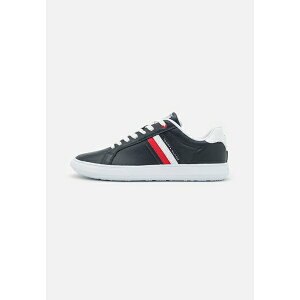 トミー ヒルフィガー メンズ スニーカー シューズ ESSENTIAL CUPSOLE - Trainers - desert sky
