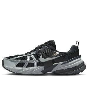 Nike �i�C�L ���f�B�[�X �X�j�[�J�[ �y(WMNS) Nike V2K Run 'Black Metallic Silver' FD0736-005�z �T�C�Y US_W_11