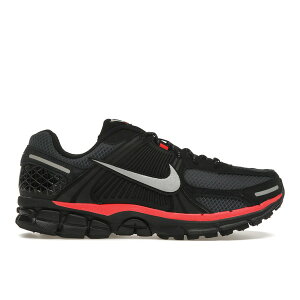 Nike �i�C�L �����Y �X�j�[�J�[ �yNike Zoom Vomero 5 Black Metallic University Red�z �T�C�Y US_10(28.0cm) Black/Black/Metallic Silver/University Red/Anthracite