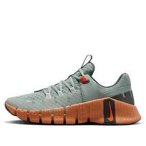 Nike �i�C�L �����Y �X�j�[�J�[ �yNike Free Metcon 5 'Mica Green Campfire Orange' DV3949-301�z �T�C�Y US_8.5(26.5cm)