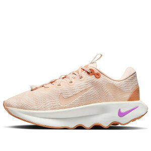 Nike �i�C�L ���f�B�[�X �X�j�[�J�[ Guava Ice/Summit White/Fuchsia Dream/Guava Ice �y(WMNS) Nike Motiva 'Guava Ice' DV1238-800�z �T�C�Y US_7.5(24.5cm)