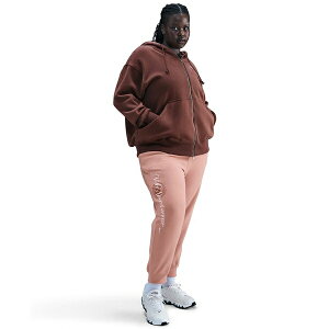 �i�C�L ���f�B�[�X �J�W���A���p���c �{�g���X Plus Size Sportswear Club Fleece Mid-Rise Graphic Pants Rose Gold/Sail