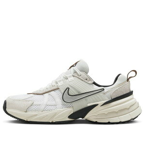 Nike �i�C�L ���f�B�[�X �X�j�[�J�[ �y(WMNS) Nike V2K Run 'Summit White Light Orewood Brown' FN6703-100�z �T�C�Y US_W_14