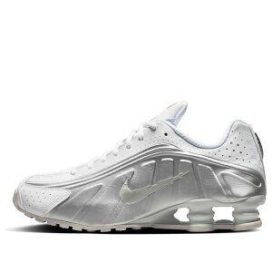 Nike �i�C�L �����Y �X�j�[�J�[ �yNike Shox R4 'White Bright Crimson Metallic Silver' HQ1988-101�z �T�C�Y US_7(25.0cm)