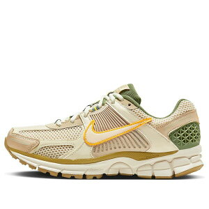 Nike �i�C�L ���f�B�[�X �X�j�[�J�[ �y(WMNS) Nike Air Zoom Vomero 5 'Sail Laser Orange Medium Olive' FQ6868-181�z �T�C�Y US_6.5(23.5cm)