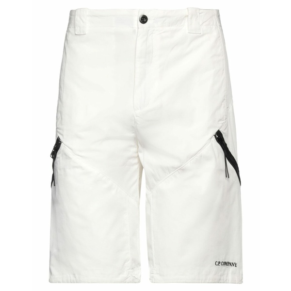 C.P. COMPANY シーピーカンパニー カジュアルパンツ ボトムス メンズ Shorts & Bermuda Shorts White