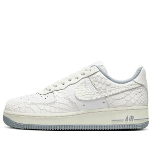 Nike �i�C�L ���f�B�[�X �X�j�[�J�[ �y(WMNS) Nike Air Force 1 '07 'White Python' DX2678-100�z �T�C�Y US_W_15