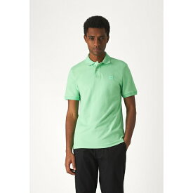 ボス メンズ Tシャツ トップス PASSENGER - Polo shirt - open green