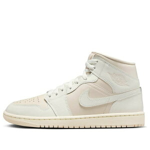 Air Jordan �W���[�_�� ���f�B�[�X �X�j�[�J�[ Legend Light Brown/Muslin/Sail �y(WMNS) Air Jordan 1 Mid 'Legend Light Brown' BQ6472-201�z �T�C�Y US_6.5(23.5cm)