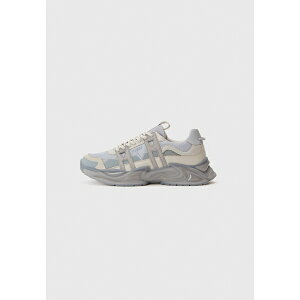 QX Y Xj[J[ V[Y BELLU - Trainers - grey