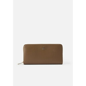 g~[ qtBK[ fB[X z ANZT[ ICON - Wallet - nordic taupe