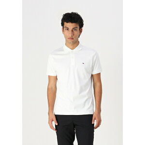 トミー ヒルフィガー メンズ サンダル シューズ ESSENTIAL REG - Polo shirt - white