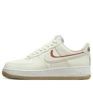 Nike iCL fB[X Xj[J[ Sail/Rust y(WMNS) Nike Air Force 1 '07 LX '82 - Sail Cinnabar' DX6065-101z TCY US_9(26.0cm)