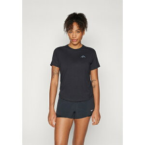 iCL fB[X tBbglX X|[c TRAIL TOP - Sports T-shirt - black