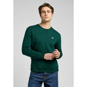 ���[ �����Y �p�[�J�[�E�X�E�F�b�g�V���c �A�E�^�[ LONG SLEEVE PATCH CREW - REGULAR FIT - Sweatshirt - jade forest