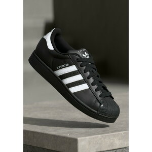 AfB_XIWiX Y Xj[J[ V[Y SUPERSTAR II UNISEX - Trainers - core black/footwear white