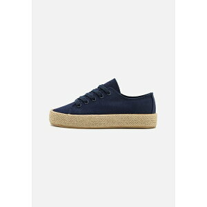Ai tB[h fB[X T_ V[Y Casual lace-ups - dark blue