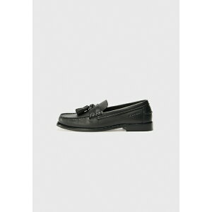 g~[ qtBK[ Y T_ V[Y Slip-ons - black