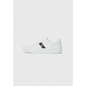 g~[ qtBK[ fB[X Xj[J[ V[Y VULC WEBBING - Trainers - white